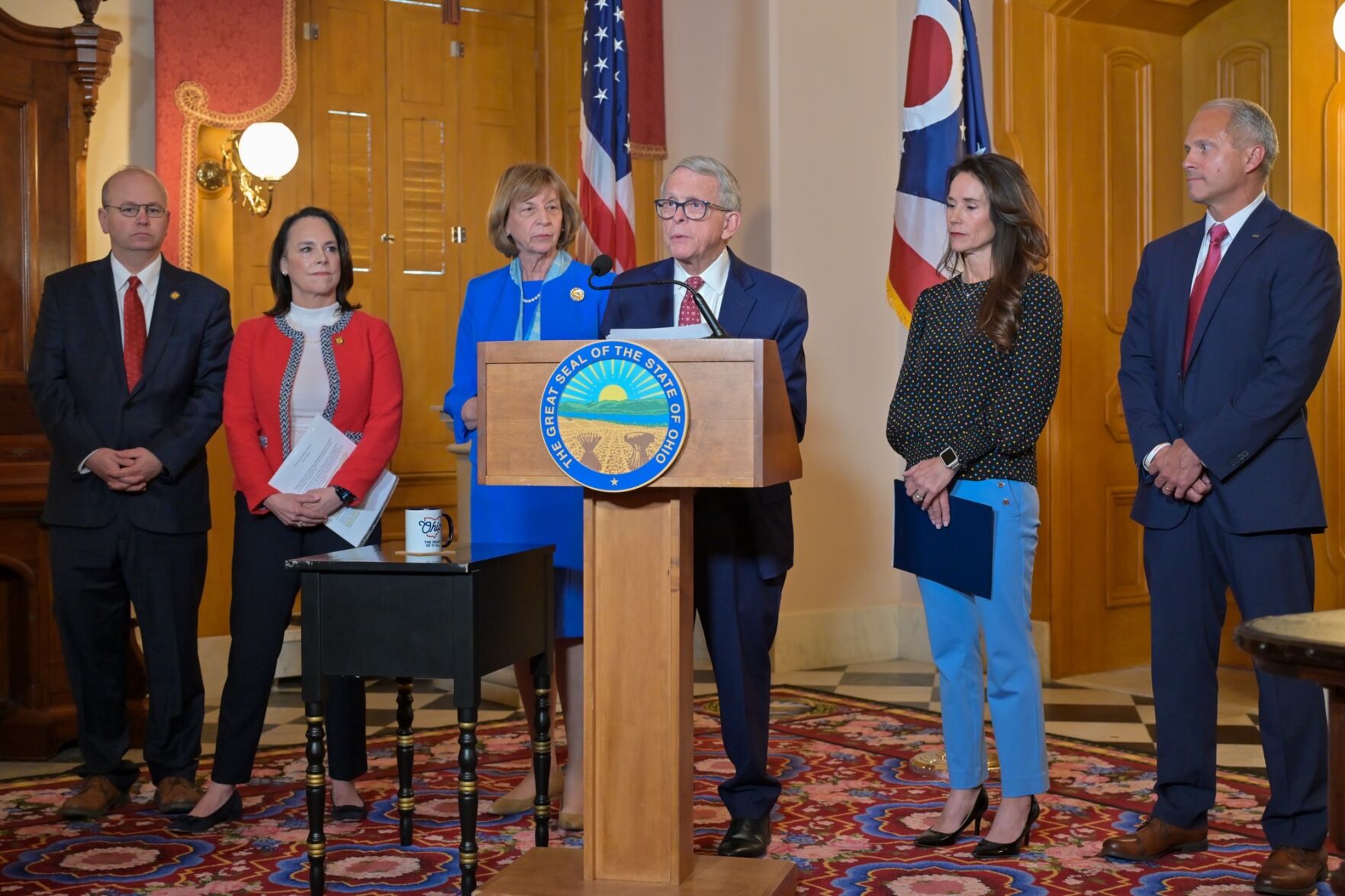 Governor DeWine calls for ban of cell phones in schools